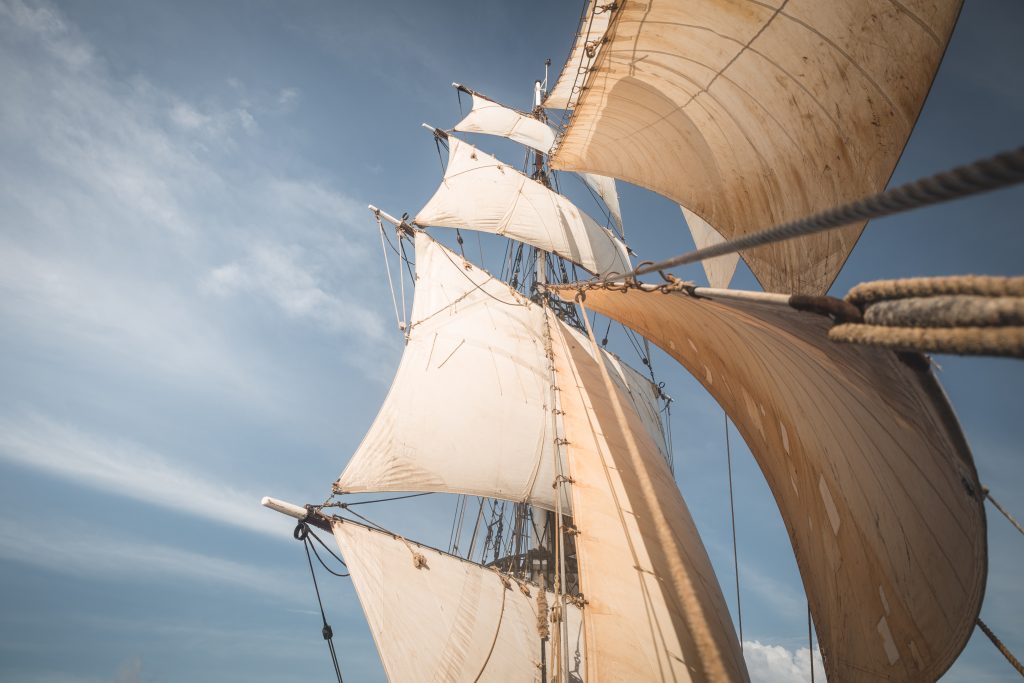 Tres Hombres Sails